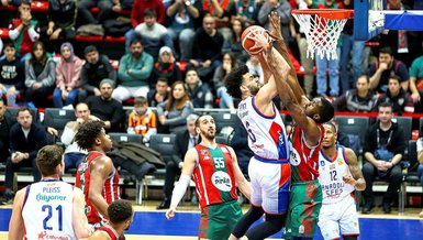 Anadolu Efes finalde