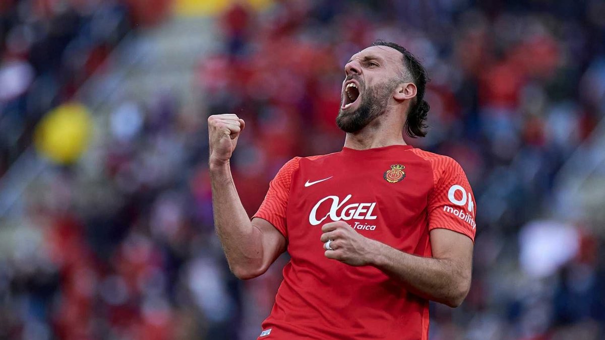 Galatasaray'da Muriqi ısrarı! Okan Buruk yönetimden özellikle istedi