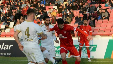 Balıkesir’den Akigo’ya çelme