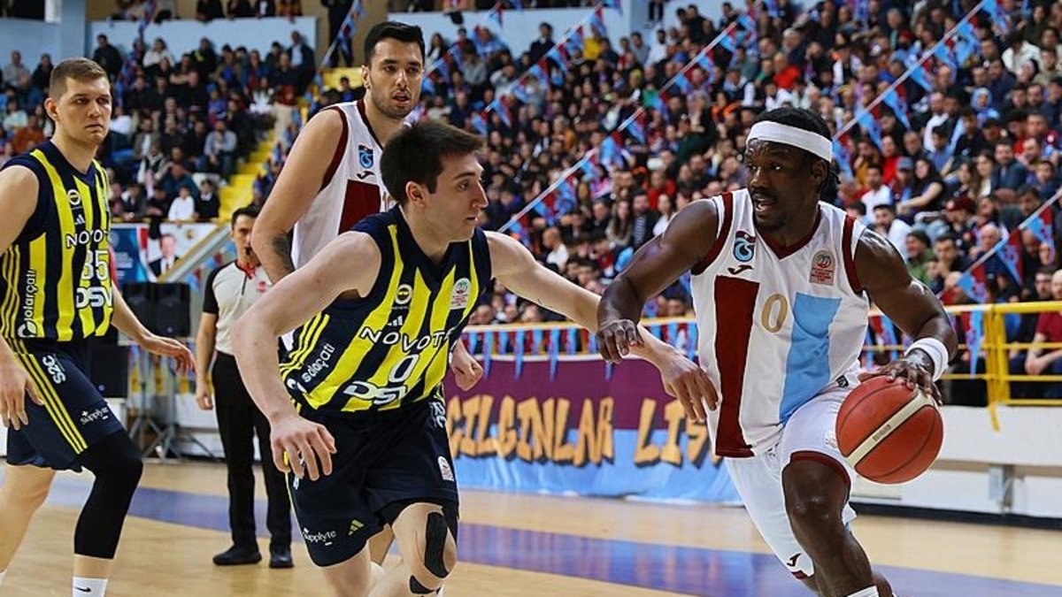 Trabzonspor 74-62 Fenerbahçe Koleji Novotel (MAÇ SONUCU ÖZET) Trabzonspor 74-62 Fenerbahçe Koleji Novotel (MAÇ SONUCU ÖZET)