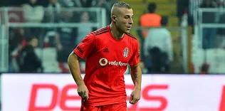 3 yıldız gitti, 4 isim sırada