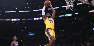 LeBron James’in rekor kırdığı maçta kazanan Lakers!