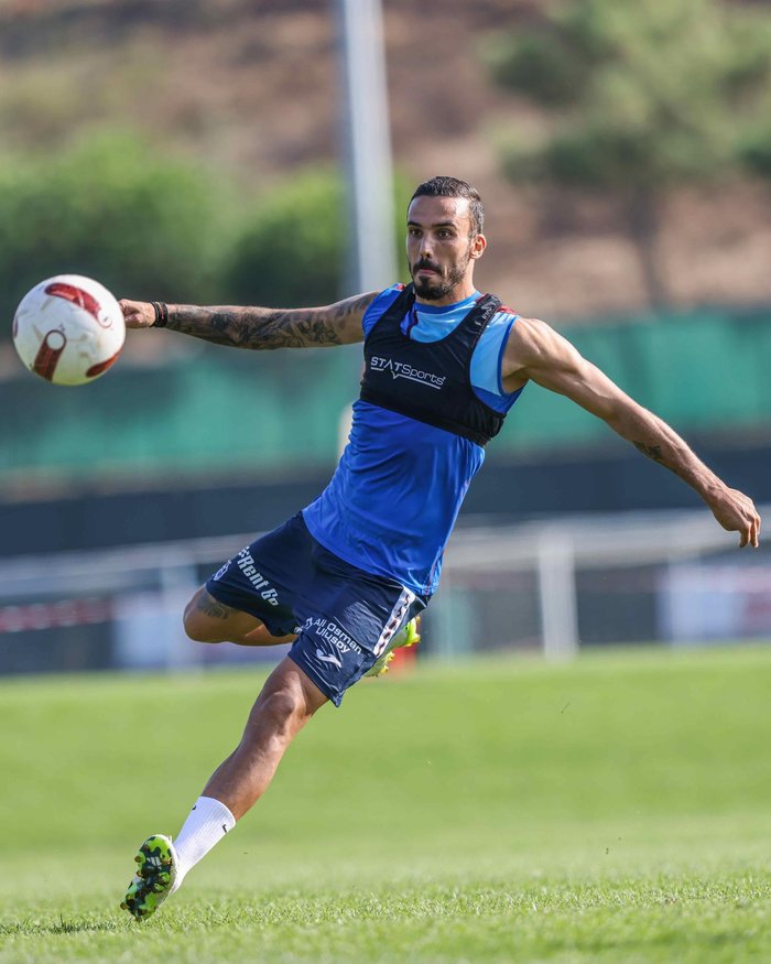 adana-demirspor-trabzonspor-maci-canli-izle-adana-demisrpor-trabzonspor-maci-ne-zaman-saat-kacta-hangi-kanalda-1696572209134.jpeg