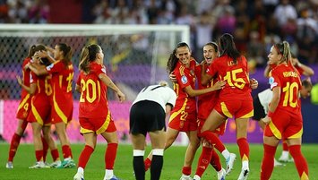 İspanya uzatmalarda final biletini kaptı!