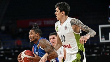 Anadolu Efes'e 2 oyuncudan kötü haber!