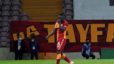 Son dakika: Galatasaray'da Etebo kırmızı kart gördü!