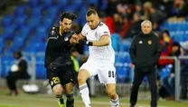 Basel tek golle son 16’ya uçtu!