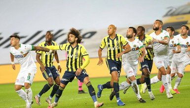 Fenerbahçe-Alanyaspor maçında çekilen VAR çizgisi tartışma ...
