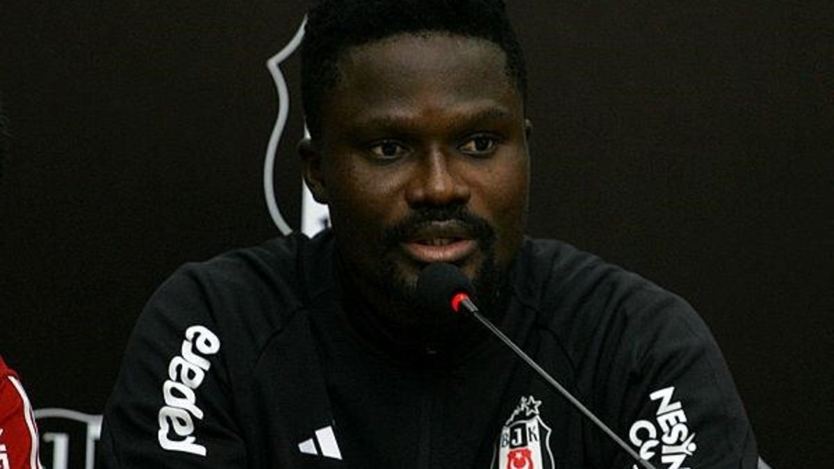 Oxlade-Chemberlain ve Amertey'e kulüp aranıyor