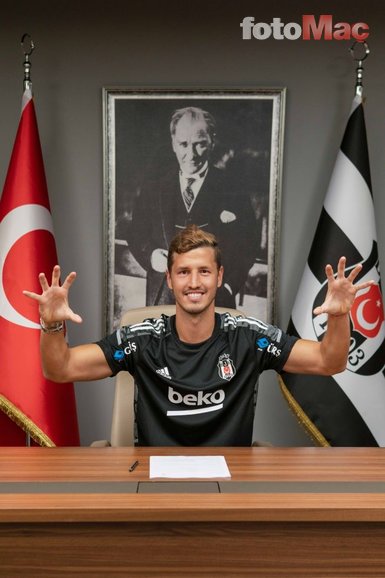 Son dakika: Beşiktaş Salih Uçan transferini resmen açıkladı! İşte ilk görüntüler