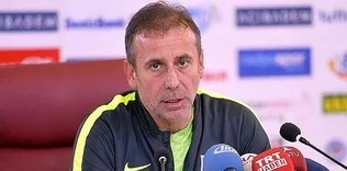 Abdullah Avcı takımından memnun