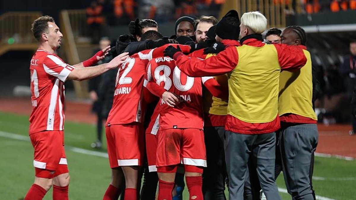 Manisa FK 0-2 Boluspor (MAÇ SONUCU ÖZET) Manisa FK 0-2 Boluspor (MAÇ SONUCU ÖZET)