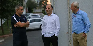 Derbilerde yüzü gülmedi