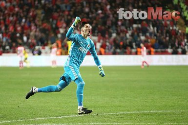 İşte Fenerbahçe - Trabzonspor maçının ilk 11’leri! | Erol Bulut ve Eddie Newton...