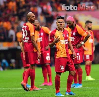 Galatasaray’da iki yıldızdan Fatih Terim’e flaş tepki!