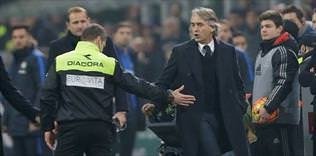 Mancini'ye orta parmak cezası: 1 maç