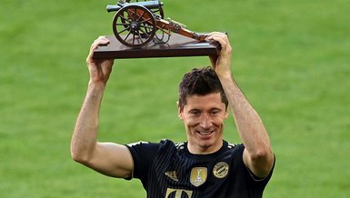 Robert Lewandowski Gerd Müller'in rekorunu kırdı! | Bayern Münih - Augsburg: 5-2 (MAÇ SONUCU - ÖZET)