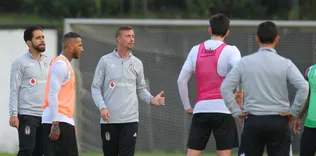 Beşiktaş’tan ayrılıyor! Dikkat çeken paylaşım...