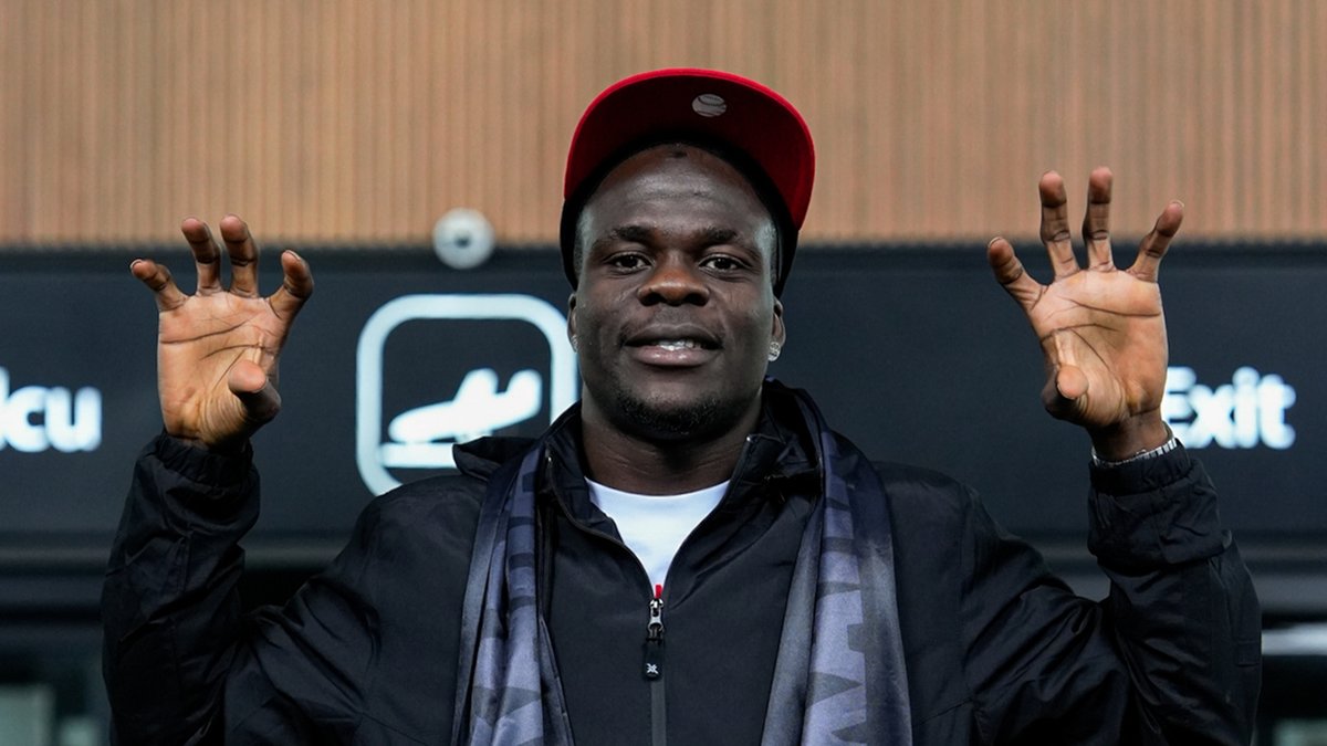 Beşiktaş'ın yeni transferi Junior Olaitan İstanbul'da!