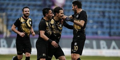 3 penaltı 3 gol! Osmanlıspor evinde kazandı