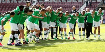 İskoçya'da şampiyon Celtic!