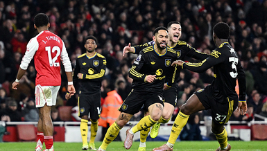 Manchester United bu kez Arsenal'ı avladı!