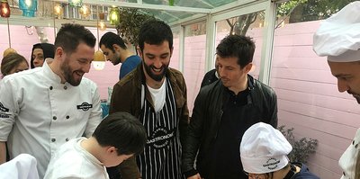 Arda ve Emre, özel çocuklarla pasta yaptı
