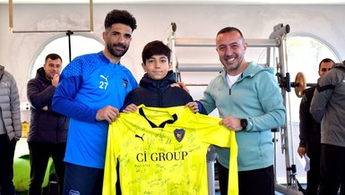 Buca’dan minik jest