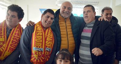 Hikmet Karaman otizmli çocuklarla buluştu