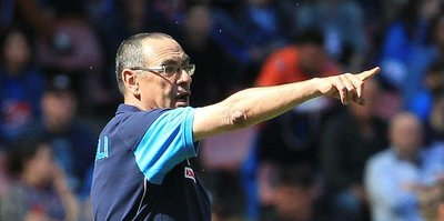 Chelsea’de hedef Sarri