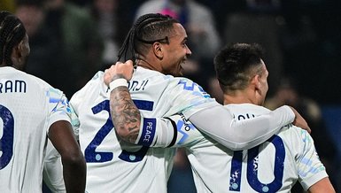 Inter deplasmanda 3 puanı 5 golle aldı!
