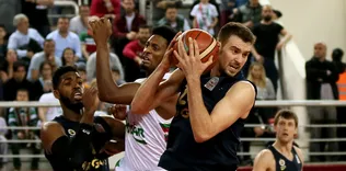 Karşıyaka’da kazanan Fenerbahçe