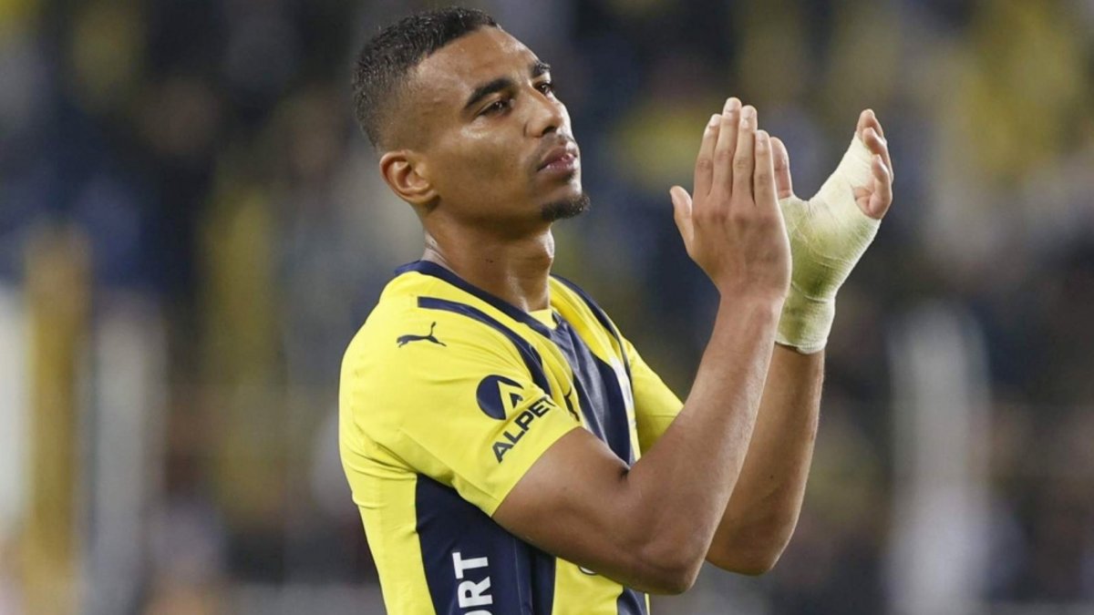 Fenerbahçe ile Rennes arasında Djiku-Faye takası görüşmeleri başladı! Fenerbahçe ile Rennes arasında Djiku-Faye takası görüşmeleri başladı!