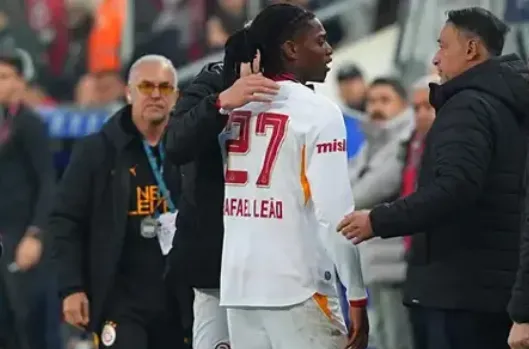 rafael-leao-fenerbahce-derbisinde-forma-giyebilecek-mi-1792315643835.png