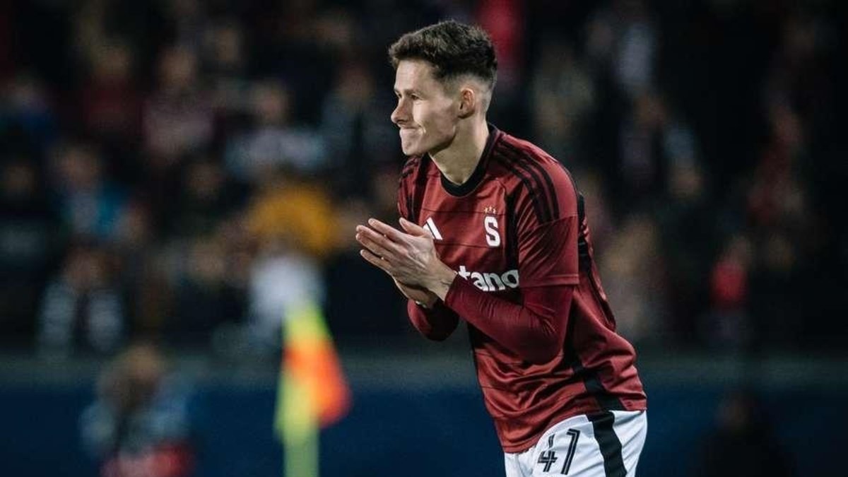 TRANSFER HABERİ | Galatasaray'dan stoper hamlesi! Cuesta sonrası harekete geçildi TRANSFER HABERİ | Galatasaray'dan stoper hamlesi! Cuesta sonrası harekete geçildi
