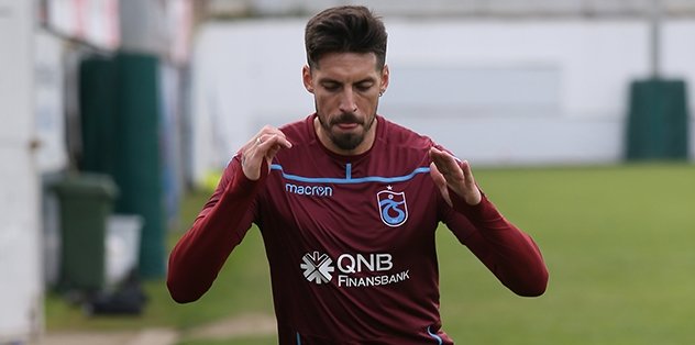 Alkışlar Sosa’ya