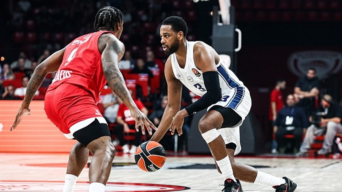 And. Efes son nefeste: 82-78