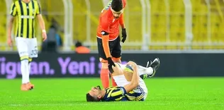 Yıldız oyuncu sakatlandı, Karavayev oyunda