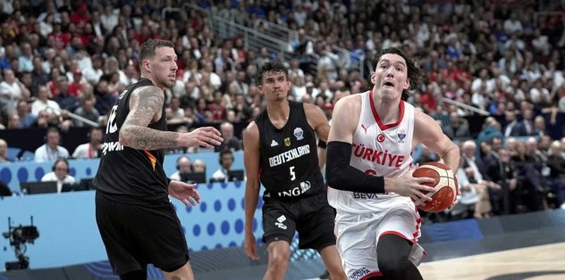 12 Dev Adam gümüşte kaldı