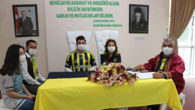 Sarı-lacivert nikah