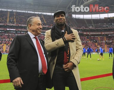 Drogba’dan Galatasaray açıklaması! 1 yıl bedavaya oynarım