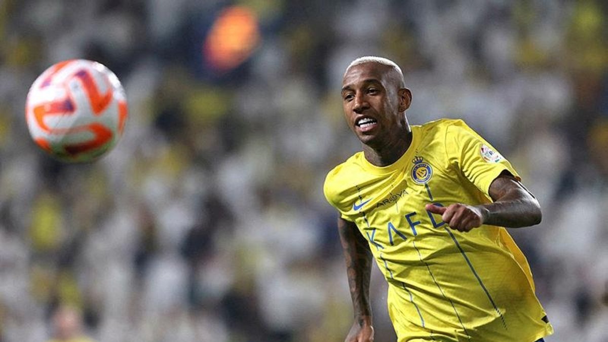 Talisca kafaları karıştırdı