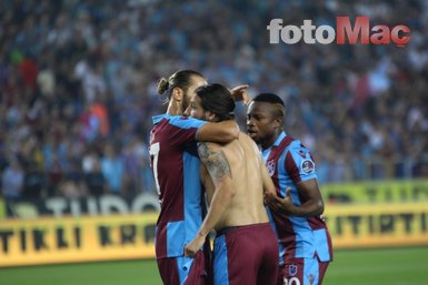 Hüzünlü koreografi | Trabzonspor-Sivasspor maçından görüntüler