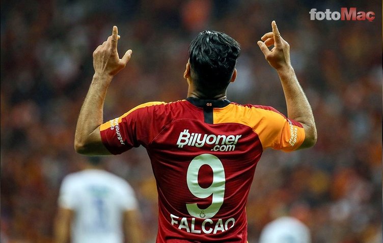 Son dakika spor haberi: Fenerbahçe pişman olmuştu! Aaron Boupendza Galatasaray'da