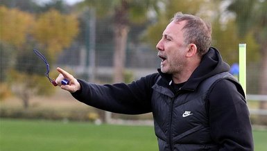 Antalyaspor Teknik Direktörü Sergen Yalçın: Kaybettiğimiz için üzgünüz!