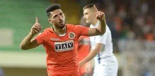 Emre Akbaba G.Saray’ın teklifini reddetti