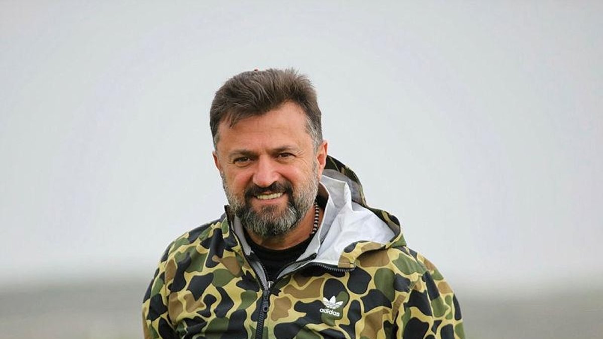 TV'dekileri selamladı