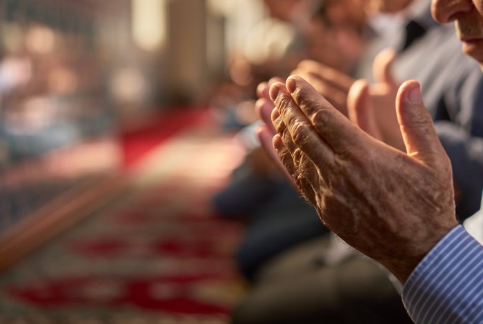 istanbul-bayram-namazi-saat-kacta-2025-diyanet-istanbul-kurban-bayrami-namaz-saatleri-1749104087380.jpg