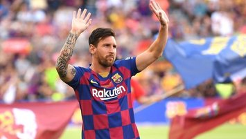 Barcelona'dan Messi'ye dev jest!