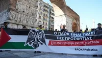 PAOK taraftarlarından İsrail’e protesto!
